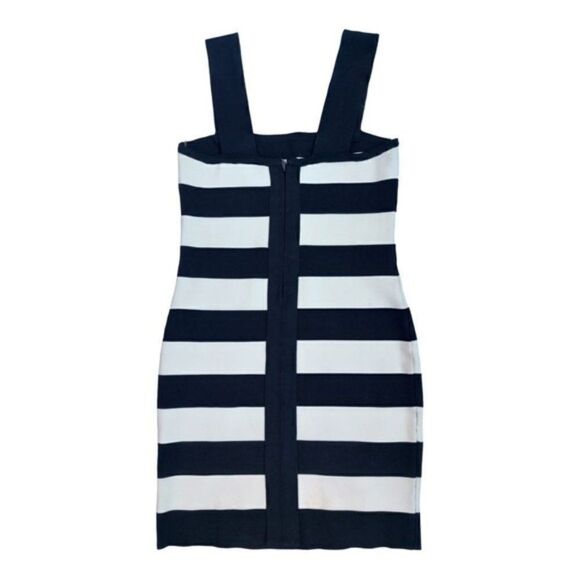 𝅺Alice + Olivia Striped Mini Dress - Picture 3 of 4